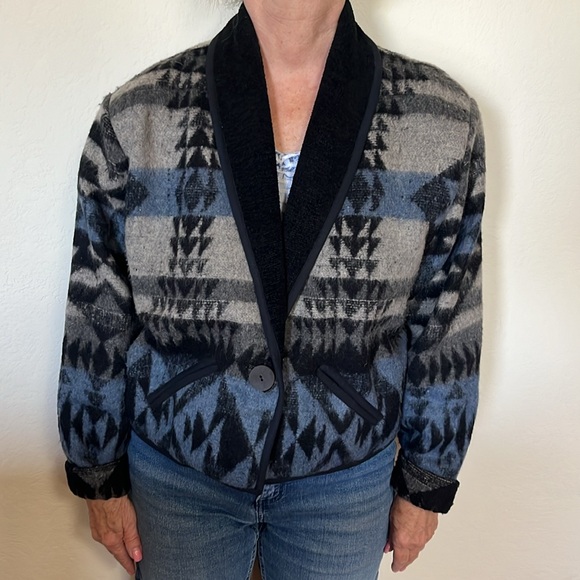 WOOL BLEND SIZE MED SOUTHWEST PATTERN JACKET - Picture 6 of 8